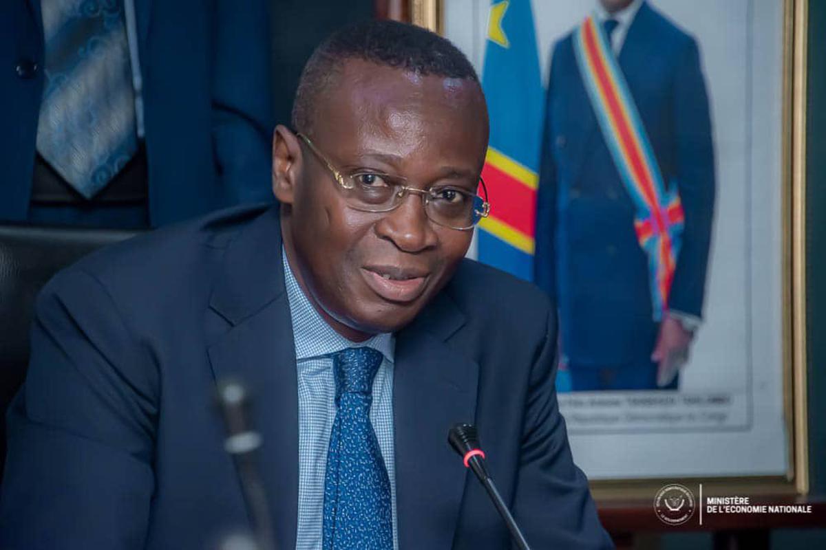Ministre du secteur
